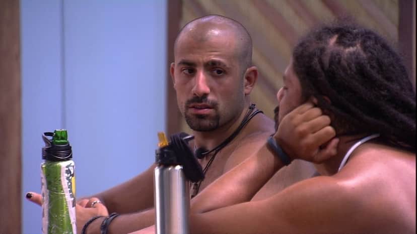 Viegas e Kaysar no BBB18 (Foto: Reprodução) Viegas e Kaysar no BBB18 (Foto: Reprodução)