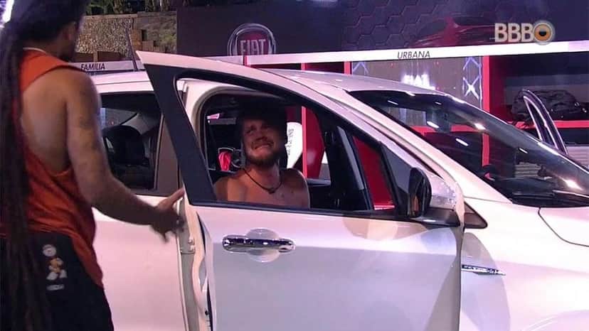 Breno chora após eliminação (Foto: TV Globo) Breno chora após eliminação (Foto: TV Globo)