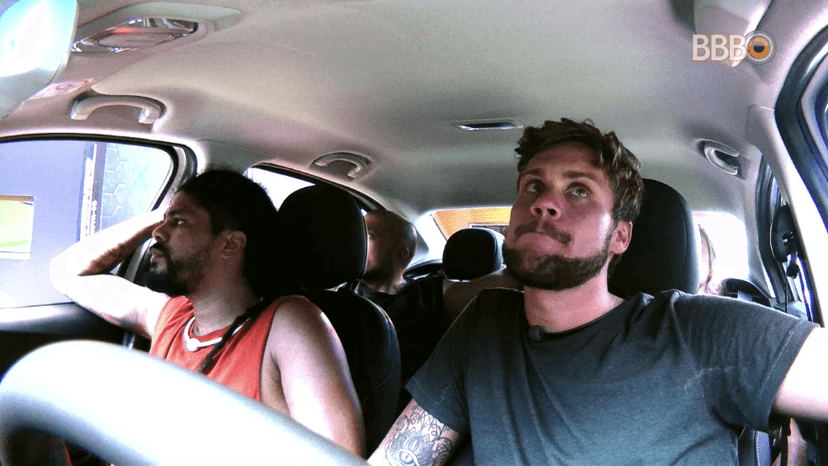 Viegas e Breno em prova de resistência do BBB18 (Foto: TV Globo) Viegas e Breno em prova de resistência do BBB18 (Foto: TV Globo)