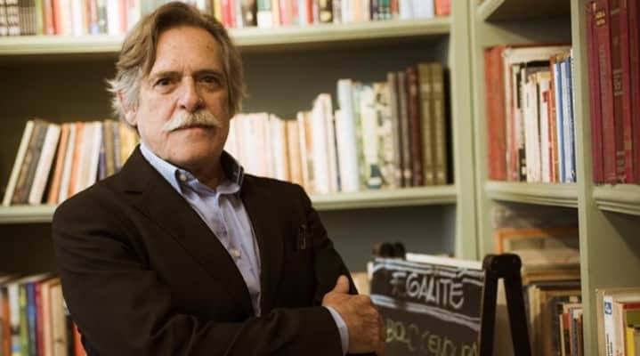 José de Abreu fez protesto contra a série O Mecanismo. (Foto: Divulgação) José de Abreu fez protesto contra a série O Mecanismo. (Foto: Divulgação)
