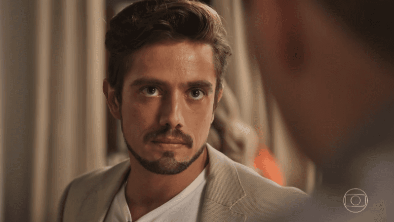 Renato (Rafael Cardoso) em cena de O Outro Lado do Paraíso (Foto: Reprodução/Globo) Renato (Rafael Cardoso) em cena de O Outro Lado do Paraíso (Foto: Reprodução/Globo)