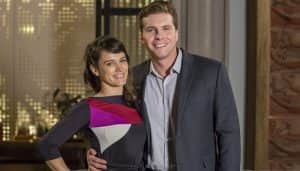 Clara (Bianca Bin) e Patrick (Thiago Fragoso) em O Outro Lado do Paraíso (Foto: Globo/Marília Cabral) Clara (Bianca Bin) e Patrick (Thiago Fragoso) em O Outro Lado do Paraíso (Foto: Globo/Marília Cabral)