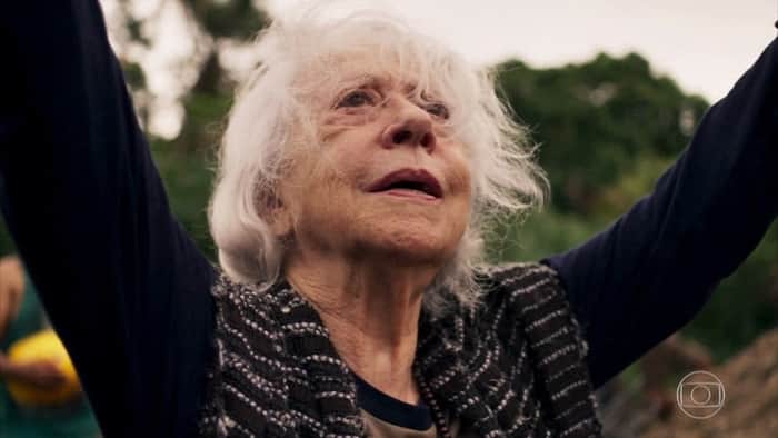 Mercedes (Fernanda Montenegro) em cena de O Outro Lado do Paraíso (Foto: Reprodução/Globo) Mercedes (Fernanda Montenegro) em cena de O Outro Lado do Paraíso (Foto: Reprodução/Globo)