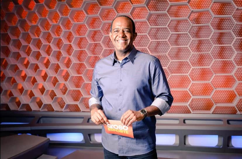 O jornalista Abel Neto chegou causando discórdia em nova emissora (Foto: Divulgação/Globo) O jornalista Abel Neto chegou causando discórdia em nova emissora (Foto: Divulgação/Globo)