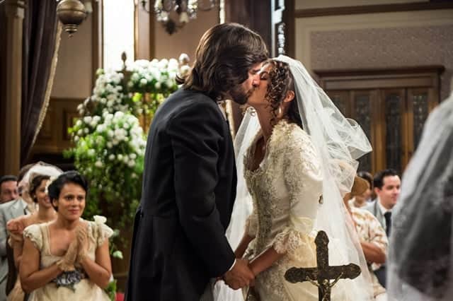 Rômulo (Marcos Pitombo) e Cecília (Anaju Dorigon) em cena de Orgulho e Paixão (Foto: Globo/Raquel Cunha) Rômulo (Marcos Pitombo) e Cecília (Anaju Dorigon) em cena de Orgulho e Paixão (Foto: Globo/Raquel Cunha)
