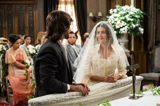 Rômulo (Marcos Pitombo) e Cecília (Anaju Dorigon) se casam (Foto: Globo/Raquel Cunha) Rômulo (Marcos Pitombo) e Cecília (Anaju Dorigon) se casam (Foto: Globo/Raquel Cunha)