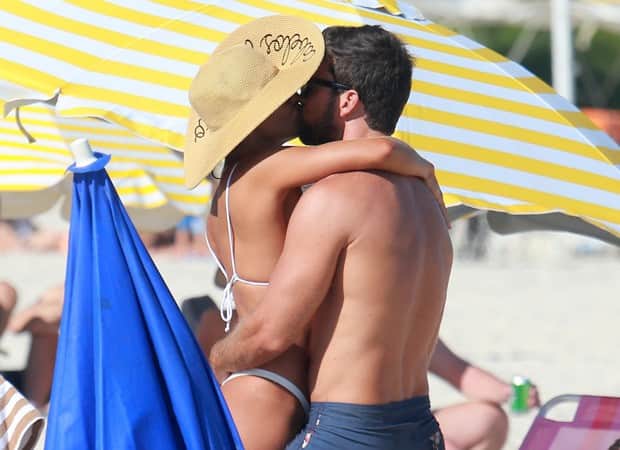 Juliana Paes e o marido (Foto: Dilson Silva/Agnews) Juliana Paes e o marido (Foto: Dilson Silva/Agnews)