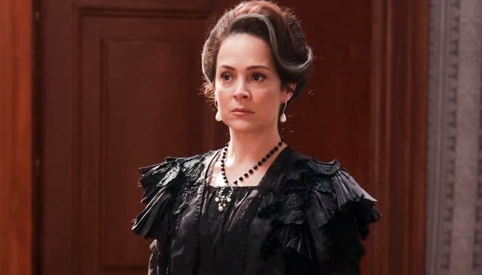 Julieta (Gabriela Duarte) em cena de Orgulho e Paixão (Foto: Globo/João Miguel Júnior) Julieta (Gabriela Duarte) em cena de Orgulho e Paixão (Foto: Globo/João Miguel Júnior)