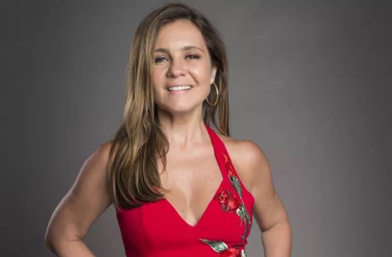 A atriz Adriana Esteves (Foto: Globo/João Cotta) A atriz Adriana Esteves (Foto: Globo/João Cotta)