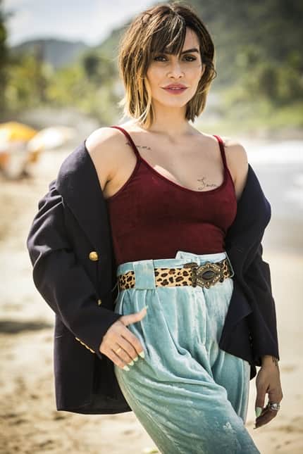 Betina (Cleo Pires) em O Tempo Não Para (Foto: Globo/João Miguel Júnior) Betina (Cleo Pires) em O Tempo Não Para (Foto: Globo/João Miguel Júnior)