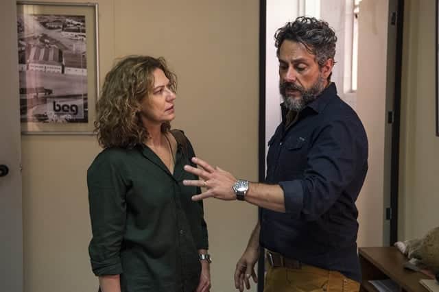 Cássia ( Patricia Pillar) discute com Pedro (Alexandre Nero) em Onde Nascem os Fortes (Foto: Globo/Estevam Avellar) Cássia ( Patricia Pillar) discute com Pedro (Alexandre Nero) em Onde Nascem os Fortes (Foto: Globo/Estevam Avellar)