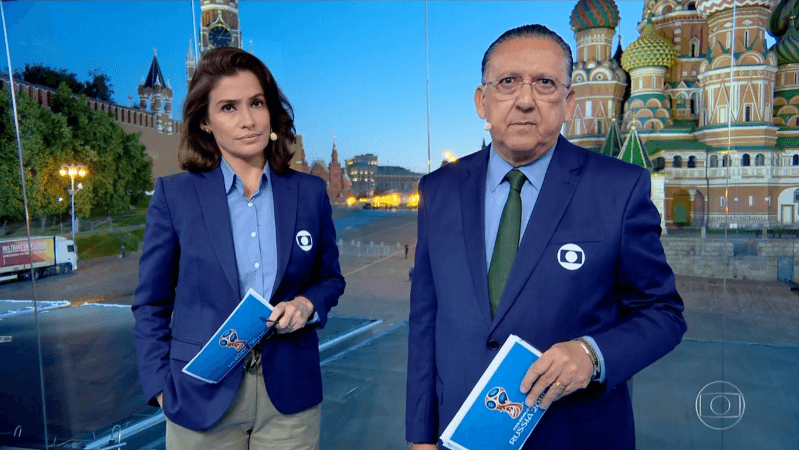 Renata Vasconcellos e Galvão Bueno no estúdio da Globo na Copa da Rússia (Foto: Reprodução/Globo) Renata Vasconcellos e Galvão Bueno no estúdio da Globo na Copa da Rússia (Foto: Reprodução/Globo)