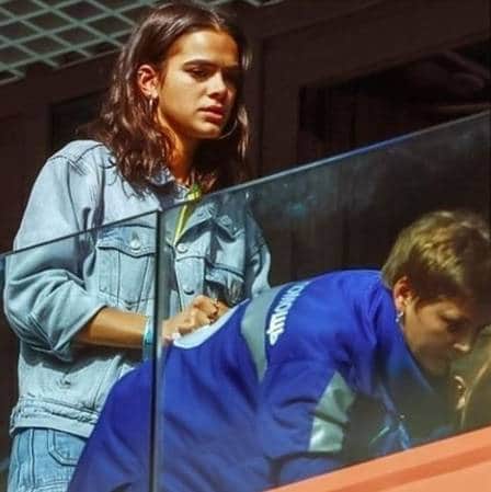 Bruna Marquezine também se emocionou no jogo do Brasil Foto: reprodução/ instagram Bruna Marquezine também se emocionou no jogo do Brasil Foto: reprodução/ instagram
