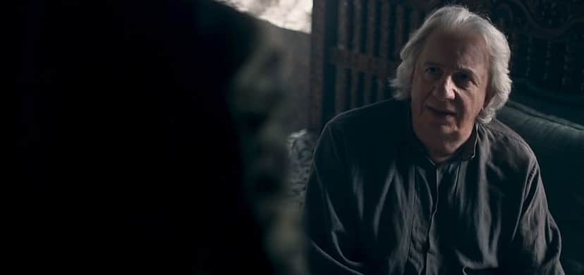 Augusto se desculpa com Amália (Foto: TV Globo)