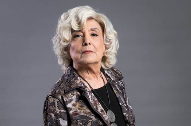 Eva como Petra, de O Tempo Não Para (Foto: Divulgação/Globo) Eva como Petra, de O Tempo Não Para (Foto: Divulgação/Globo)