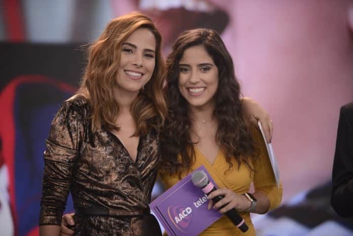 Wanessa e Camilla Camargo no Teleton 2017 (Foto: Divulgação/SBT) Wanessa e Camilla Camargo no Teleton 2017 (Foto: Divulgação/SBT)