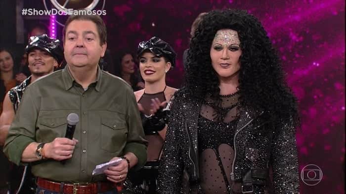 Faustão e Silvero Pereira durante o quadro Show dos Famosos, no Domingão (Foto: Reprodução/Globo) Faustão e Silvero Pereira durante o quadro Show dos Famosos, no Domingão (Foto: Reprodução/Globo)