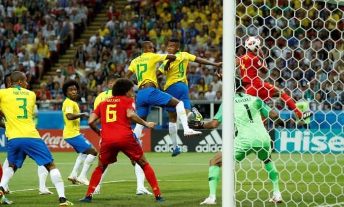 Fernandinho "ajudou" a Bélgica com gol contra (Foto: John Sibley / Reuters) Fernandinho "ajudou" a Bélgica com gol contra (Foto: John Sibley / Reuters)
