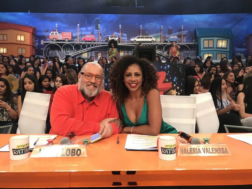 Valéria Valenssa havia sido contratada pelo SBT e esteve no programa do Ratinho Valéria Valenssa havia sido contratada pelo SBT e esteve no programa do Ratinho