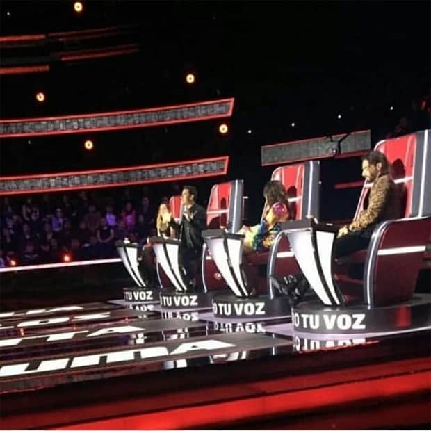 Anitta durante as gravações do La Voz (Foto: Reprodução/Instagram) Anitta durante as gravações do La Voz (Foto: Reprodução/Instagram)