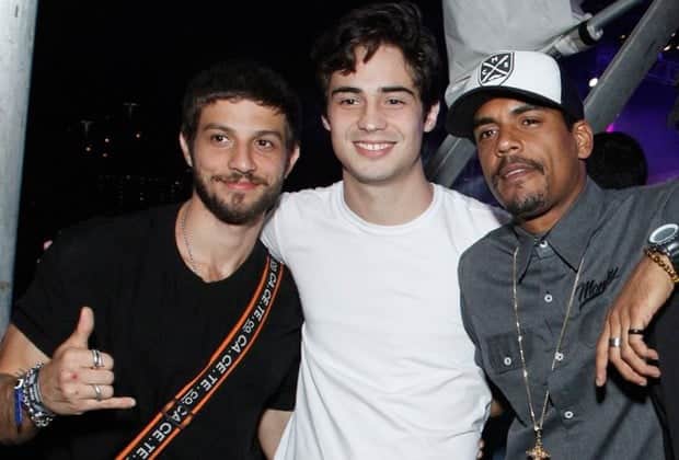 Chay Suede, Danilo Mesquita e Marcello Melo Jr (Foto: Reprodução) Chay Suede, Danilo Mesquita e Marcello Melo Jr (Foto: Reprodução)