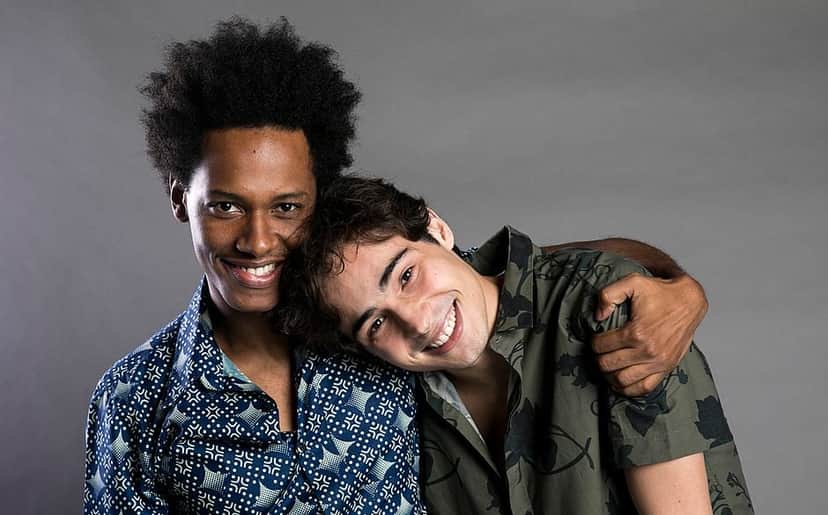 Dan Ferreira (Acácio) e Danilo Mesquita (Valentim) nasceram em Salvador e são destaques em Segundo Sol (João Miguel Junior/TV Globo) Dan Ferreira (Acácio) e Danilo Mesquita (Valentim) nasceram em Salvador e são destaques em Segundo Sol (João Miguel Junior/TV Globo)