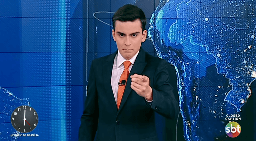 Dudu Camargo é um dos apresentadores do Primeiro Impacto, telejornal do SBT. (Foto: Reprodução) Dudu Camargo é um dos apresentadores do Primeiro Impacto, telejornal do SBT. (Foto: Reprodução)