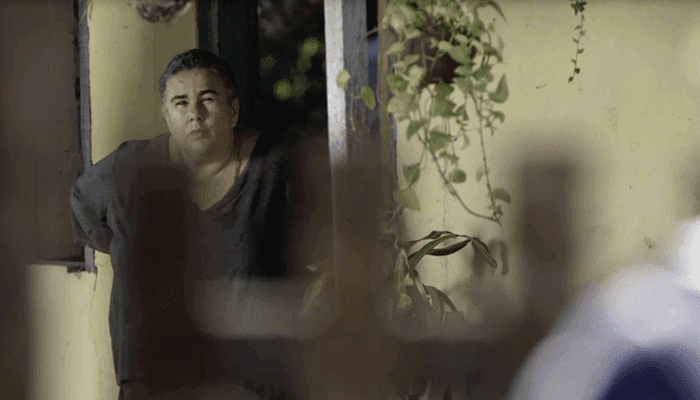 Januária (Zeca de Abreu) em cena de Segundo Sol (Foto: Reprodução/Globo) Januária (Zeca de Abreu) em cena de Segundo Sol (Foto: Reprodução/Globo)