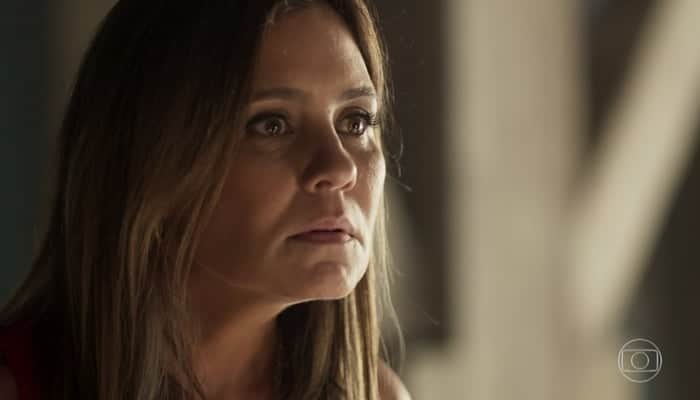 Laureta (Adriana Esteves) em cena de Segundo Sol (Foto: Reprodução/Globo) Laureta (Adriana Esteves) em cena de Segundo Sol (Foto: Reprodução/Globo)