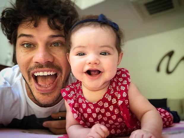 José Loreto e a filhinha, Bella (Foto: Reprodução/Instagram) José Loreto e a filhinha, Bella (Foto: Reprodução/Instagram)