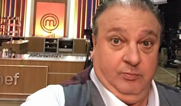Erick Jacquin divertiu internautas ao aparecer tomando banho. (Foto: Reprodução) Erick Jacquin divertiu internautas ao aparecer tomando banho. (Foto: Reprodução)