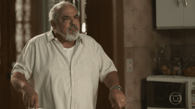 Agenor (Roberto Bonfim) em cena de Segundo Sol (Foto: Reprodução/Globo) Agenor (Roberto Bonfim) em cena de Segundo Sol (Foto: Reprodução/Globo)