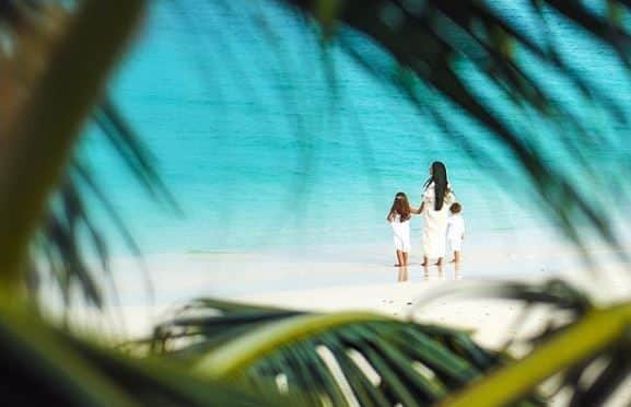 Simaria ao lado dos filhos durante viagem as Ilhas Maldivas (Foto: Reprodução/Instagram) Simaria ao lado dos filhos durante viagem as Ilhas Maldivas (Foto: Reprodução/Instagram)