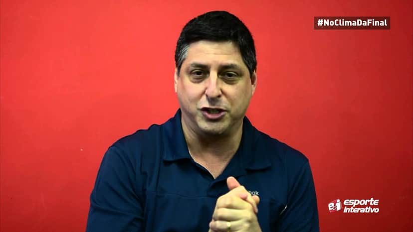 O repórter Leonardo Baran, demitido pelo EI (Foto: Reprodução) O repórter Leonardo Baran, demitido pelo EI (Foto: Reprodução)