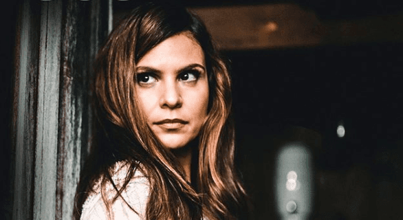 Cantora gospel, Aline Barros relembra momentos difíceis da infância no programa do Rodrigo Faro, da Record (Foto: Reprodução/Instagram Cantora gospel, Aline Barros relembra momentos difíceis da infância no programa do Rodrigo Faro, da Record (Foto: Reprodução/Instagram