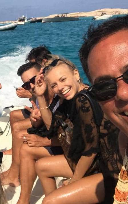 André Marques aproveita Ibiza ao lado da ucraniana Daria Kabzina Foto: reprodução/ instagram André Marques aproveita Ibiza ao lado da ucraniana Daria Kabzina Foto: reprodução/ instagram