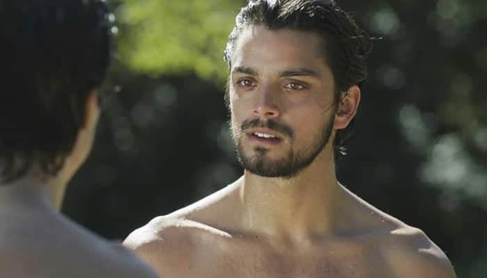 Ernesto (Rodrigo Simas) em cena de Orgulho e Paixão (Foto: Divulgação/Globo) Ernesto (Rodrigo Simas) em cena de Orgulho e Paixão (Foto: Divulgação/Globo)