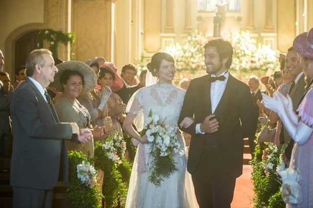Casamento de Ema (Agatha Moreira) e Ernesto (Rodrigo Simas) (Foto: Globo/Victor Pollak) Casamento de Ema (Agatha Moreira) e Ernesto (Rodrigo Simas) (Foto: Globo/Victor Pollak)