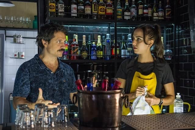 Paulo (Felipe Rocha) e Marli (Júlia Mendes) em cena de Malhação (Foto: Globo/Raquel Cunha) Paulo (Felipe Rocha) e Marli (Júlia Mendes) em cena de Malhação (Foto: Globo/Raquel Cunha)
