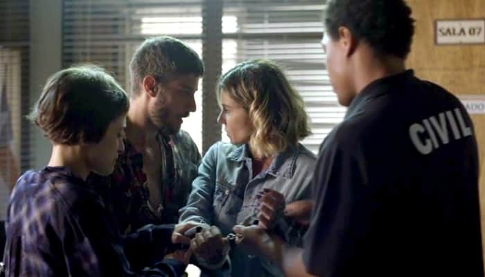 Luzia (Giovanna Antonelli) é presa em Segundo Sol (Foto: Divulgação/Globo)