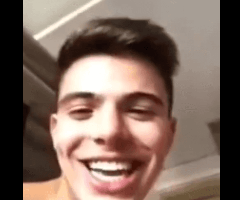 Thomaz Costa se diverte com declarações polêmicas em vídeo (Foto: Reprodução) Thomaz Costa se diverte com declarações polêmicas em vídeo (Foto: Reprodução)
