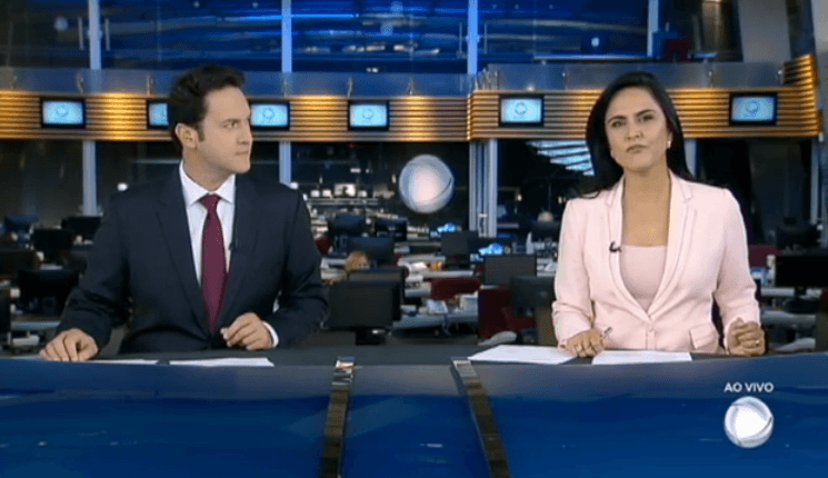 Jornal da Record quando ainda estava no físico há algumas semanas (Foto: Reprodução) Jornal da Record quando ainda estava no físico há algumas semanas (Foto: Reprodução)