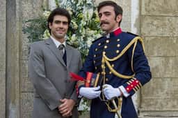 Último capítulo de Orgulho e Paixão tem casal gay feliz, irmãs Benedito juntas e Petúlia rica