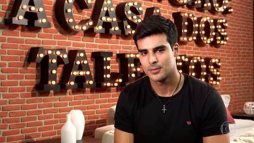 Anderson Tomazini não estará no 'Dança' neste domingo — Foto: TV Globo Anderson Tomazini não estará no 'Dança' neste domingo — Foto: TV Globo