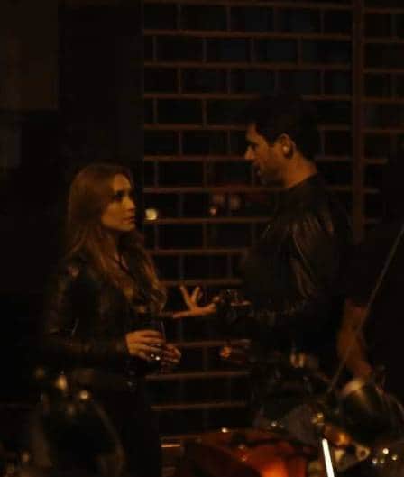 Carla Diaz é flagrada aos beijos com bonitão no Leblon (Foto: Reprodução) Carla Diaz é flagrada aos beijos com bonitão no Leblon (Foto: Reprodução)