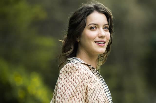 Elisabeta (Nathalia Dill) em cena de Orgulho e Paixão (Foto: Globo/Raquel Cunha) Elisabeta (Nathalia Dill) em cena de Orgulho e Paixão (Foto: Globo/Raquel Cunha)