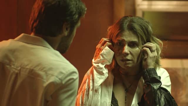 Beto (Emilio Dantas) confronta Luzia (Giovanna Antonelli) sobre o assassinato de Remy (Vladimir Brichta) em Segundo Sol (Foto: Globo/Divulgação) Beto (Emilio Dantas) confronta Luzia (Giovanna Antonelli) sobre o assassinato de Remy (Vladimir Brichta) em Segundo Sol (Foto: Globo/Divulgação)