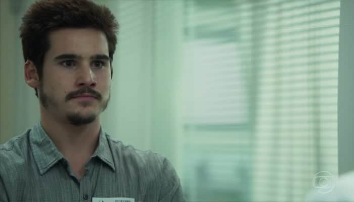 Samuca (Nicolas Prattes) em cena de O Tempo Não Para (Foto: Reprodução/Globo) Samuca (Nicolas Prattes) em cena de O Tempo Não Para (Foto: Reprodução/Globo)