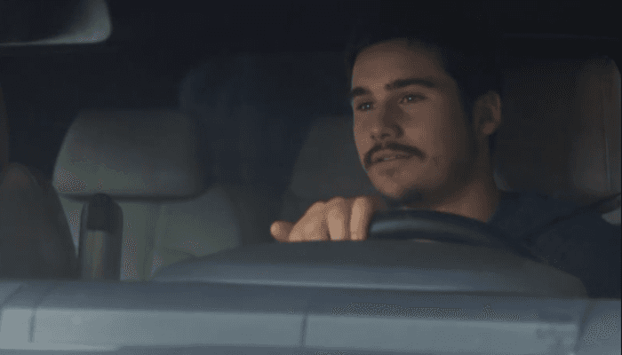 Samuca (Nicolas Prattes) em cena de O Tempo Não Para (Foto: Reprodução/Globo) Samuca (Nicolas Prattes) em cena de O Tempo Não Para (Foto: Reprodução/Globo)