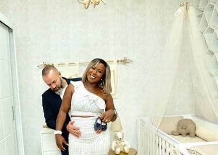 Ex-BBB Adélia e o marido Alexandre (Foto: Reprodução) Ex-BBB Adélia e o marido Alexandre (Foto: Reprodução)
